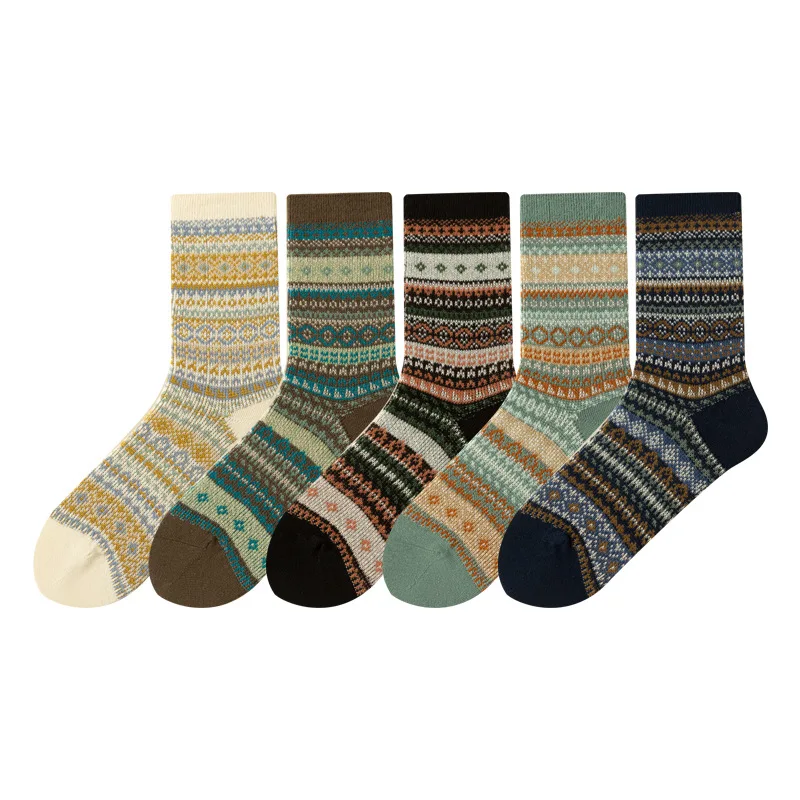 Cotton Crew Sock Pack - 3足セット 女性用 コットンソックス 暖かく厚手の編み物 クルーソックス カラフルでおしゃれなデザイン